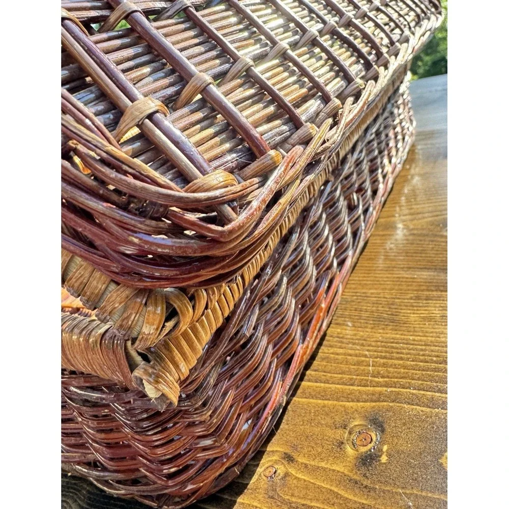 Wicker Picnic Basket Woven Storage Basket w Handle Latch Vintage Style 13.5" - Picture 2 of 12